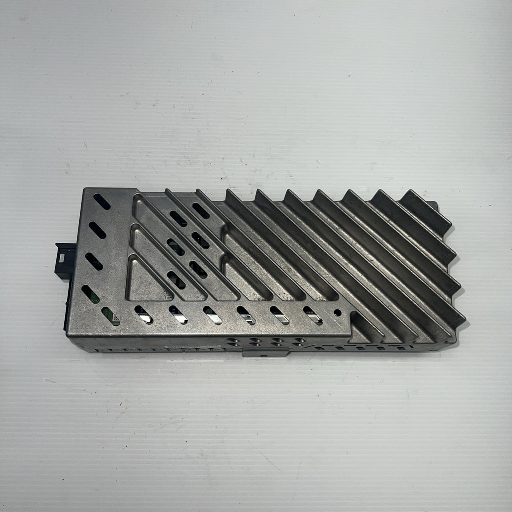 OEM BMW 9 390 142 F30 F34 F36 F32 F80 F82 M3 M4 AMPLIFIER HARMAN KARDON AMP B263