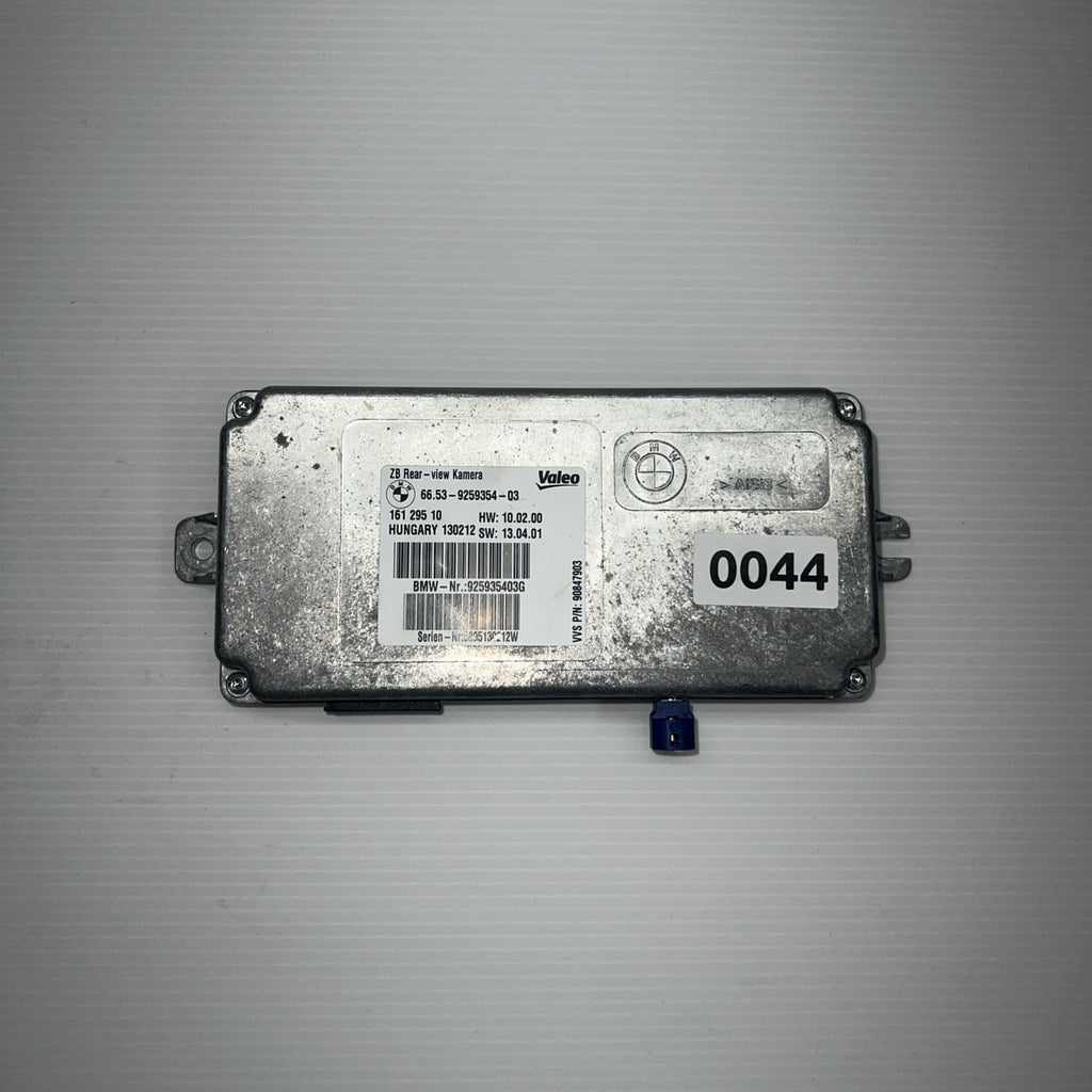 BMW F01 F06 F10 F30 Valeo Rear Backup View Camera Control Module Unit 90847903