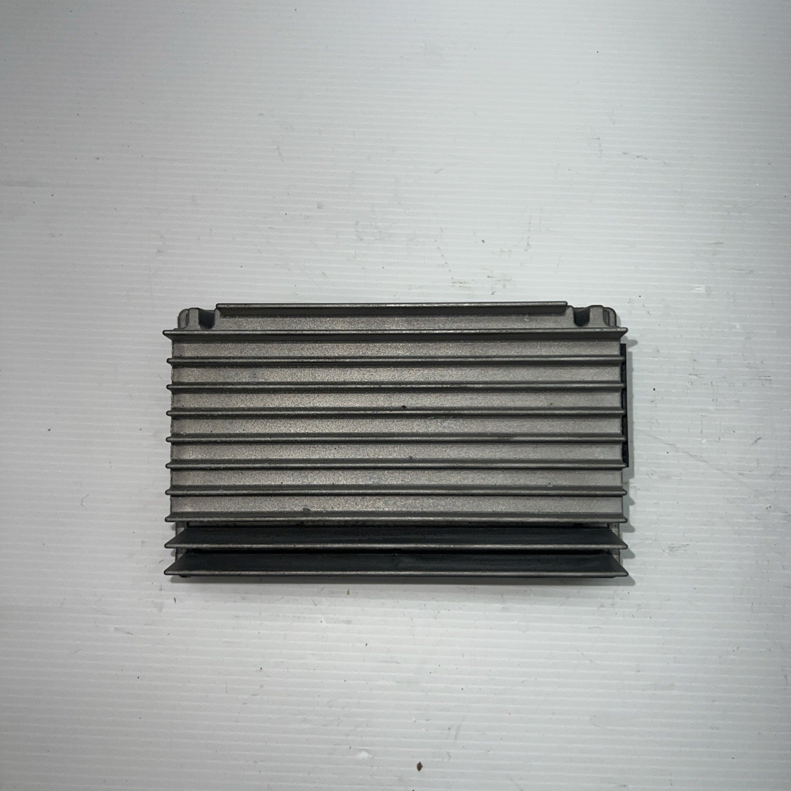 12 13 14 15  BMW 328d F31 Radio HIFI Lear AMP Amplifier  9312455