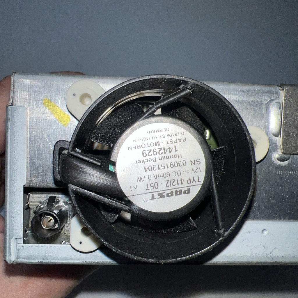 BMW E60 E61 5 series M-ASK AUDIO SYSTEM CONTROLLER CD PLAYER RADIO MASK 6955348