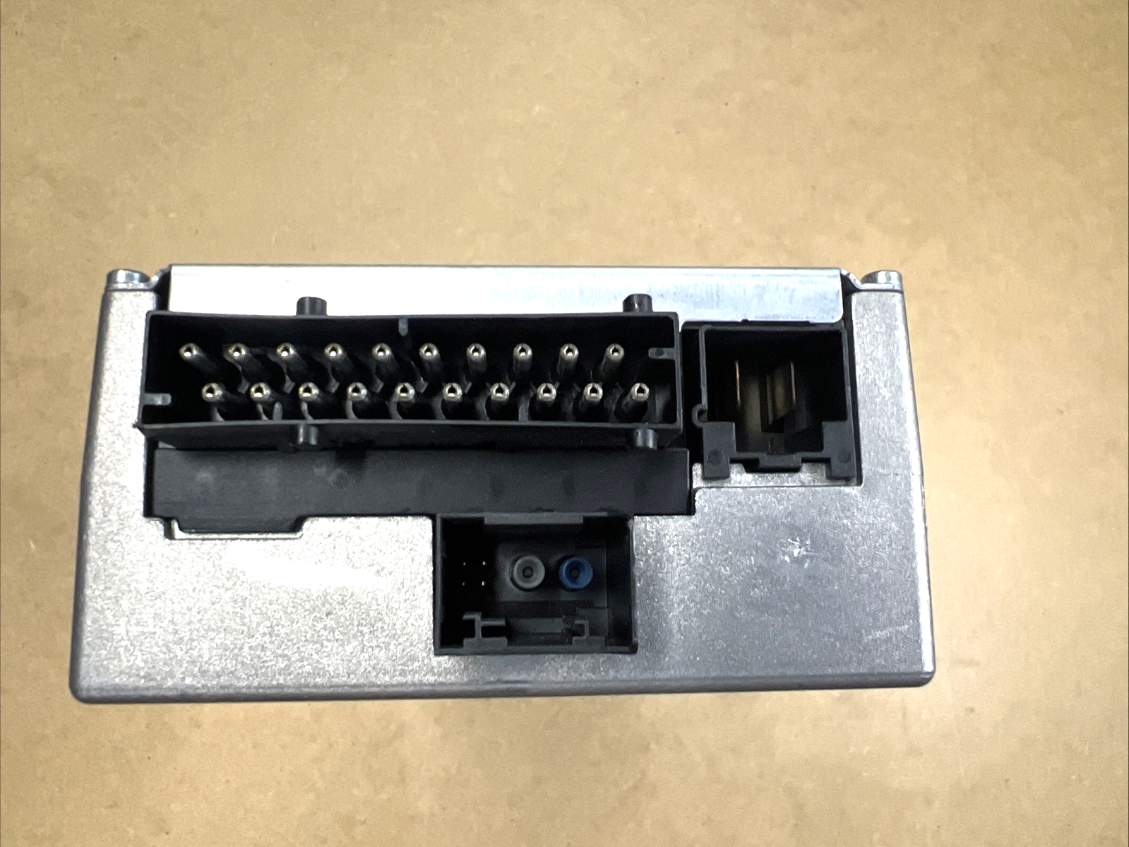 BMW 5 7 Series F07 F10 F01 F02 Harman Becker Audio Radio AMP Amplifier 9243496