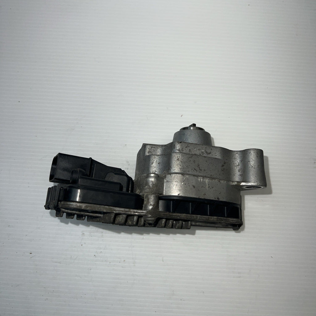 2012-2015 BMW X1 - Transfer CASE Motor / Module 7643762