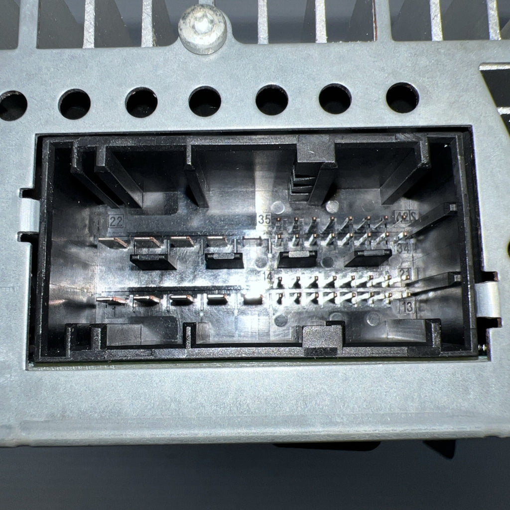 2011-2013 BMW F10 5-Series 535i 550i 528i Audio AMP Amplifier Harman/Becker OEM