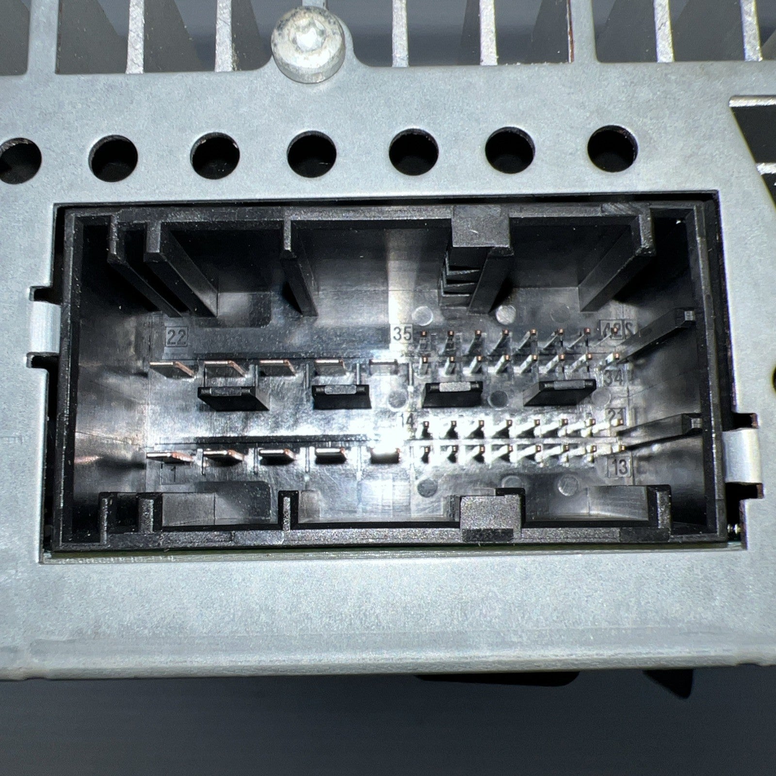 2011-2013 BMW F10 5-Series 535i 550i 528i Audio AMP Amplifier Harman/Becker OEM