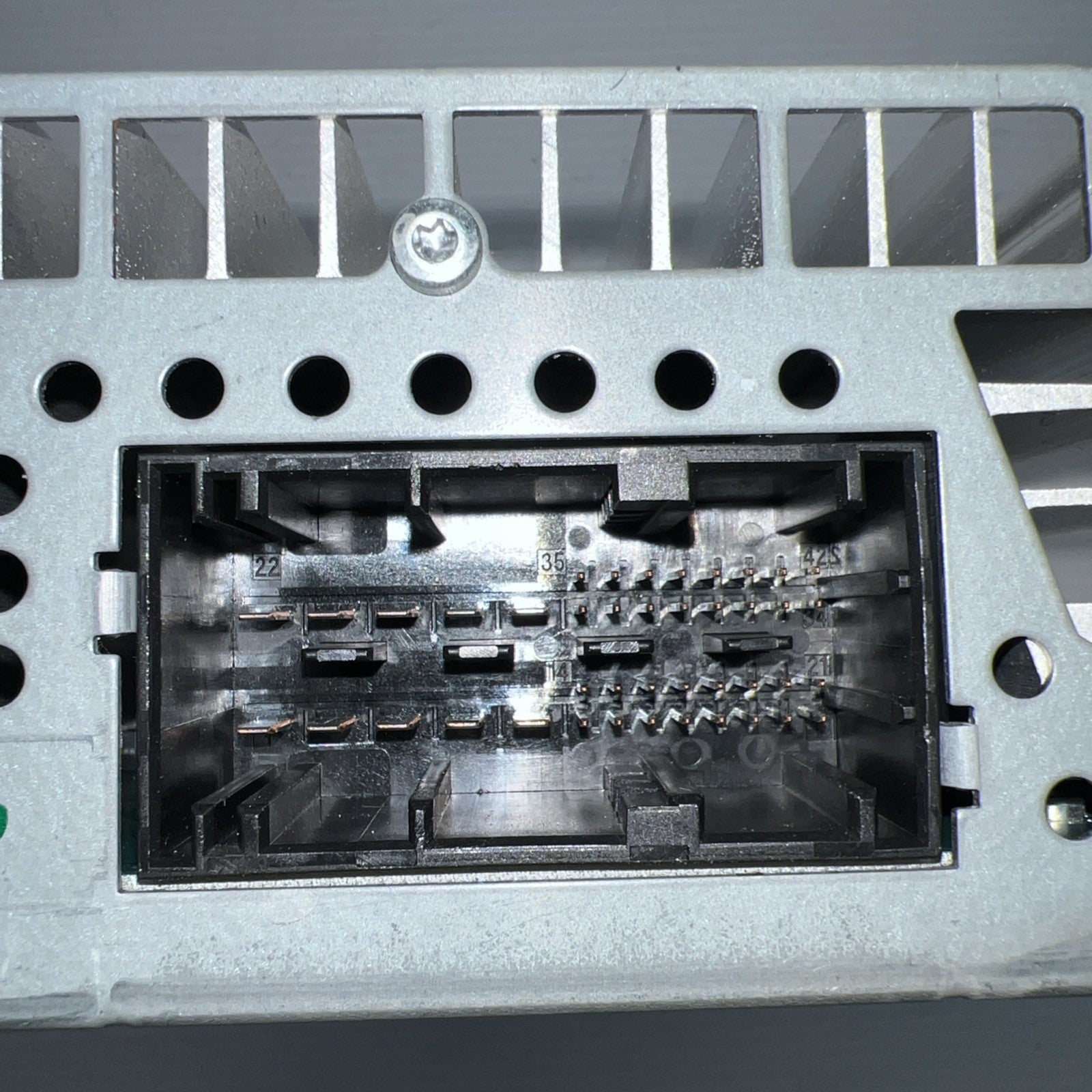 2011 BMW 535i OEM Harman/Kardon Radio Audio Sound Amplifier 9241334 2010-2013