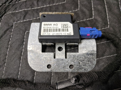 BMW E93 GPS Antenna W/ Bracket 65209154413