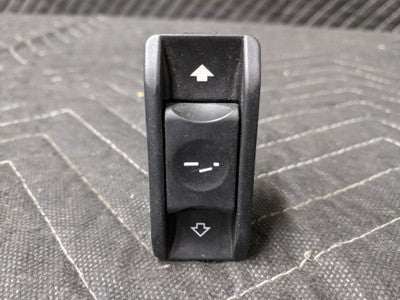 BMW E38/E39/E46/E53/E60/E83 Sliding Sunroof Switch 61316907288
