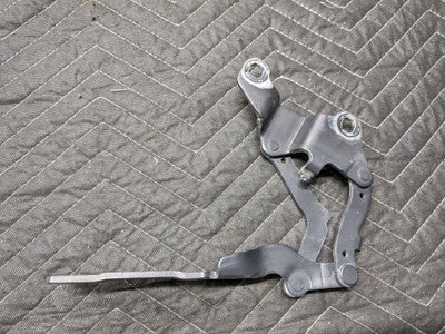 BMW E92/E93 3-Series Coupe Convertible M3 Hood Hinge Right Passenger 7115264