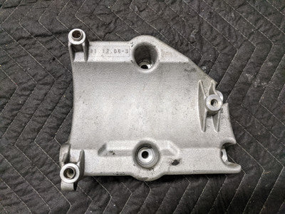 BMW E38 7-Series M73 V12 Air Conditioning A/C Compressor Mount Bracket 1435302