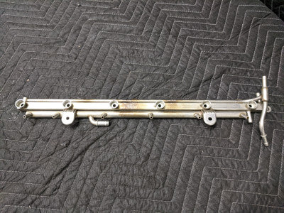 BMW E38 7-Series M73 V12 Fuel Injector Rail Cylinders 1-6 13531433575