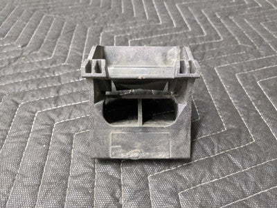 BMW E60/E61/E63/E64 5-Series 6-Series Engine Radiator Cooler Bracket Lower 17117542517