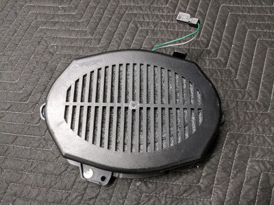 BMW E46 3-Series Harman Kardon Subwoofer Top Right 65138369940