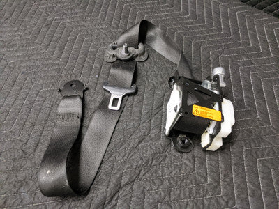 BMW E70 X5 Upper Front Seat Belt Left Schwarz 72117171967