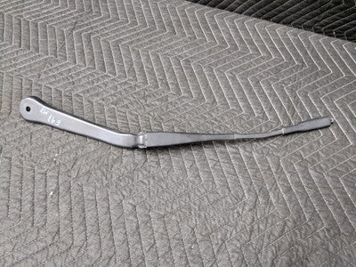 BMW E90/E91/E92/E93 Left Driver Windshield Wiper Arm 61617253386