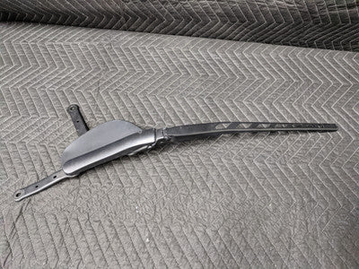 BMW E60/E61/E63/E64 Right Passenger Windshield Wiper Arm 61617185366