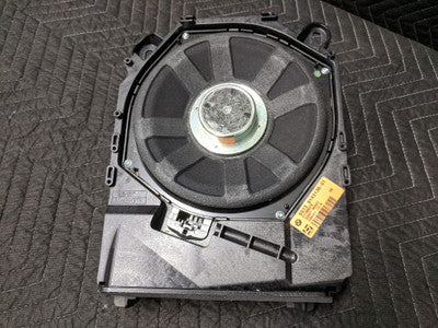 BMW E90/E91/E92/E93 3-Series Central Bass Top HiFi Logic 7 Right 65139143136