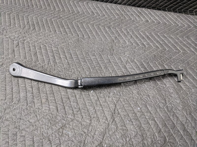BMW E90/E91/E92/E93 3-Series Windshield Wiper Arm Left 61617171639