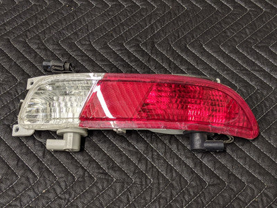 BMW E64 M6 Lower Rear Tail Light Right Red/White 63217165818