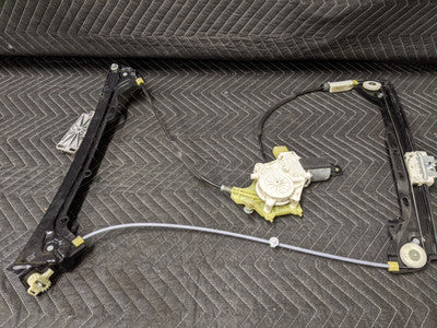 BMW E92/E93 3-Series Coupe Convertible Window Regulator With Motor Left Driver 51337193455