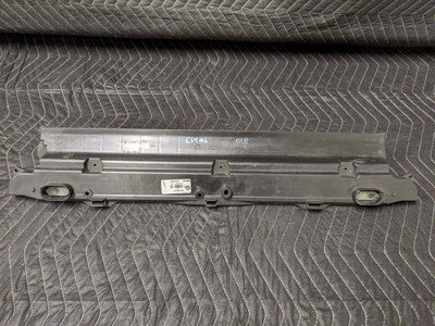 BMW E60/E61/E63/E64 5-Series 6-Series M5 M6 Radiator Support Bracket 17117519205