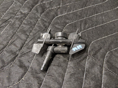 BMW E46 3-Series Headlight Washer Nozzle Right 61678375542
