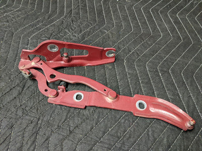 BMW E82 1-Series Trunk Lid Hinge Right 7166752