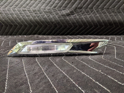 BMW F07 5-Series GT Front Right Side Turn Indicator Signal Light 63137199634