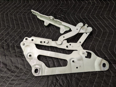 BMW F07 5-Series GT Left Driver Hood Hinge 7046323