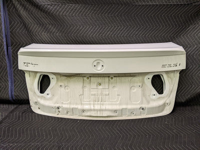 BMW F07 5-Series GT Trunk Lid Bottom 41007238429