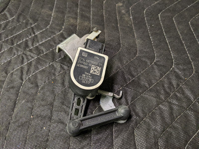 BMW F90/G30/G31 5-Series M5 Headlight Level Sensor 37146870000