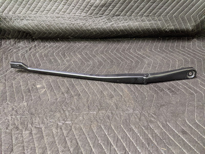 BMW F90/G30/G31 5-Series M5 Windshield Wiper Arm Right Passenger 61617474830