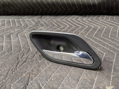 BMW E39 5-Series Front Right Inner Door Handle 51217032926