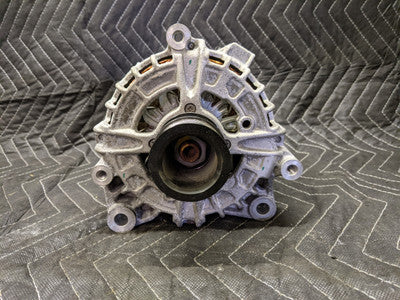 BMW G30/G31 5-Series Alternator BOSCH 180A 12318571357